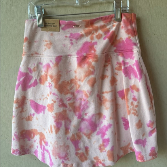 Victoria’s Secret PINK Active High Waist V Crossover Skirt Skort TieDye XS (NWT) - Picture 2 of 4